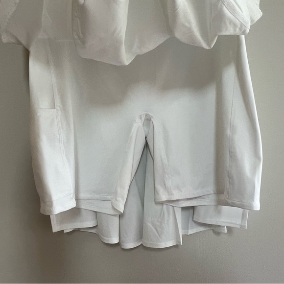 Spanx White Get Moving Skort, size 3X - Picture 4 of 10